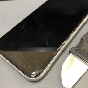 iPhoneXR フロントパネル交換