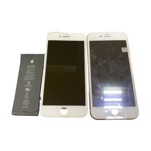 iPhone8 バッテリー パネル交換