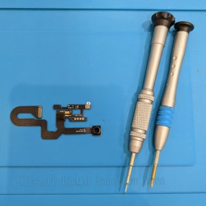 iPhone8Plus(アイフォン8プラス)近接センサー交換