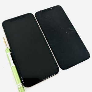 iPhoneXS フロントパネル交換修理