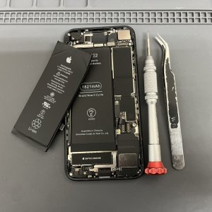 iPhoneSE2 バッテリー交換 即日修理