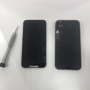 iPhone XS 液晶交換