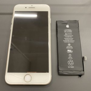 iPhone8　バッテリー交換