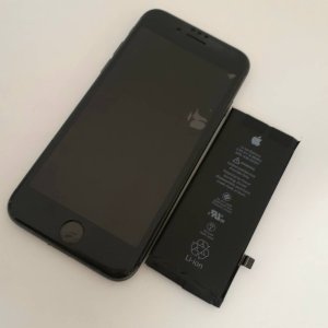 iPhone8 バッテリー交換修理