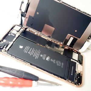 iPhone8 バッテリー交換