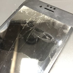 iPhoneSE2 フロントパネル交換