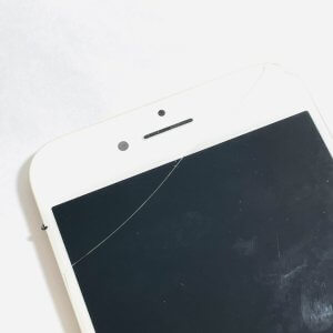iPhone8　フロントパネル交換