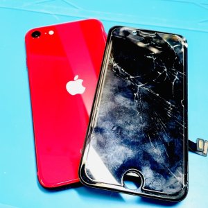 iPhoneSE2　フロントパネル交換修理