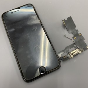iPhone7 ライトニング交換