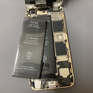 iPhone6S バッテリー交換