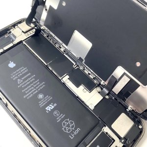 iPhone8 バッテリー交換