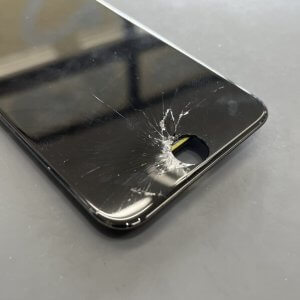 iPhoneSE2 フロントパネル交換