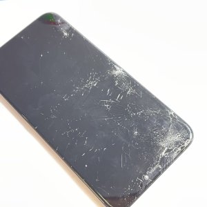 iPhone11　フロントパネル交換
