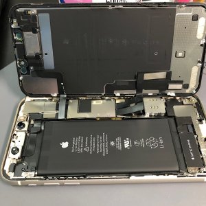 iPhone11 充電持ち劣化 バッテリー交換