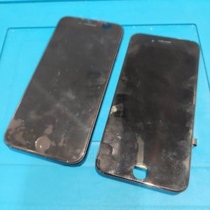 iPhoneSE3 液晶交換