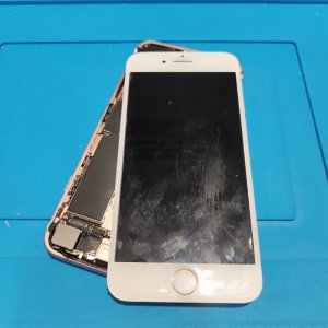 iPhone7 フロントパネル交換修理