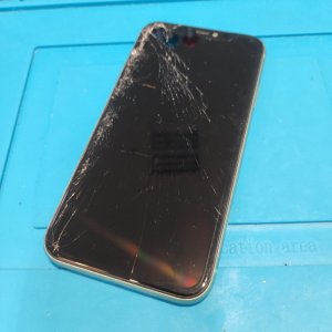 iPhone11 液晶交換修理