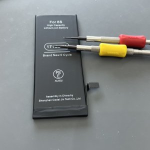 iPhone6S バッテリー交換