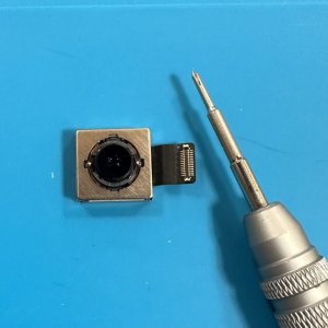iPhoneXR アウトカメラ交換