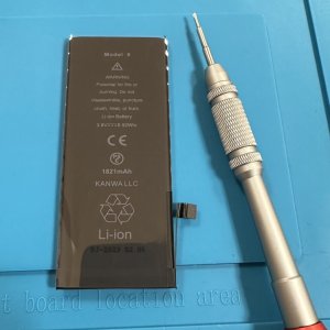 iPhone8 バッテリー交換