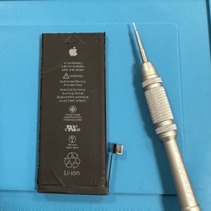iPhone8 バッテリー交換