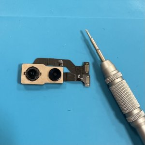 iPhone11 アウトカメラ交換