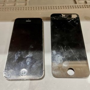 iPhoneSE (第1世代) 液晶交換