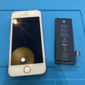 iPhoneSE（アイフォンSE）バッテリー交換