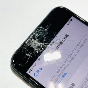 iPhone SE3 フロントパネル交換