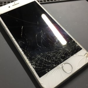 iPhone8 液晶交換