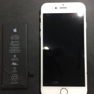 iPhone8 バッテリー交換