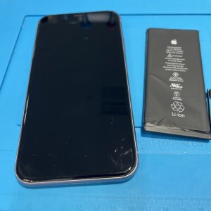 iPhone11 バッテリー交換