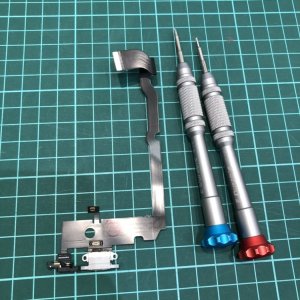 iPhoneXSMax ライトニング交換