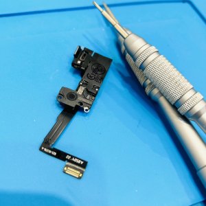 iPhoneXS 近接センサー交換