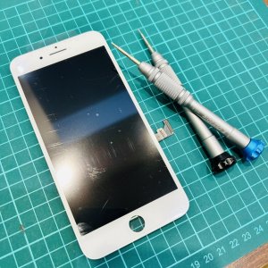 iPhone7plus 液晶交換