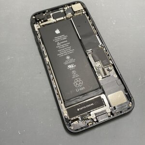 iPhoneSE2 バッテリー交換
