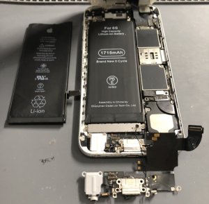 iPhone6S バッテリー交換＆ライトニング交換