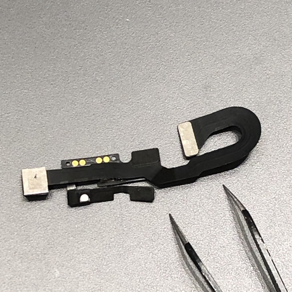 iPhone8 近接センサー交換