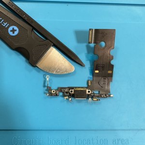 iPhone8 ライトニング交換