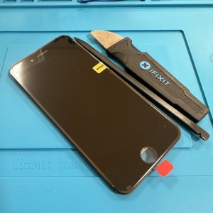 iPhoneSE3 パネル交換