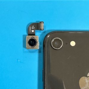 iPhoneSE2 アウトカメラ交換