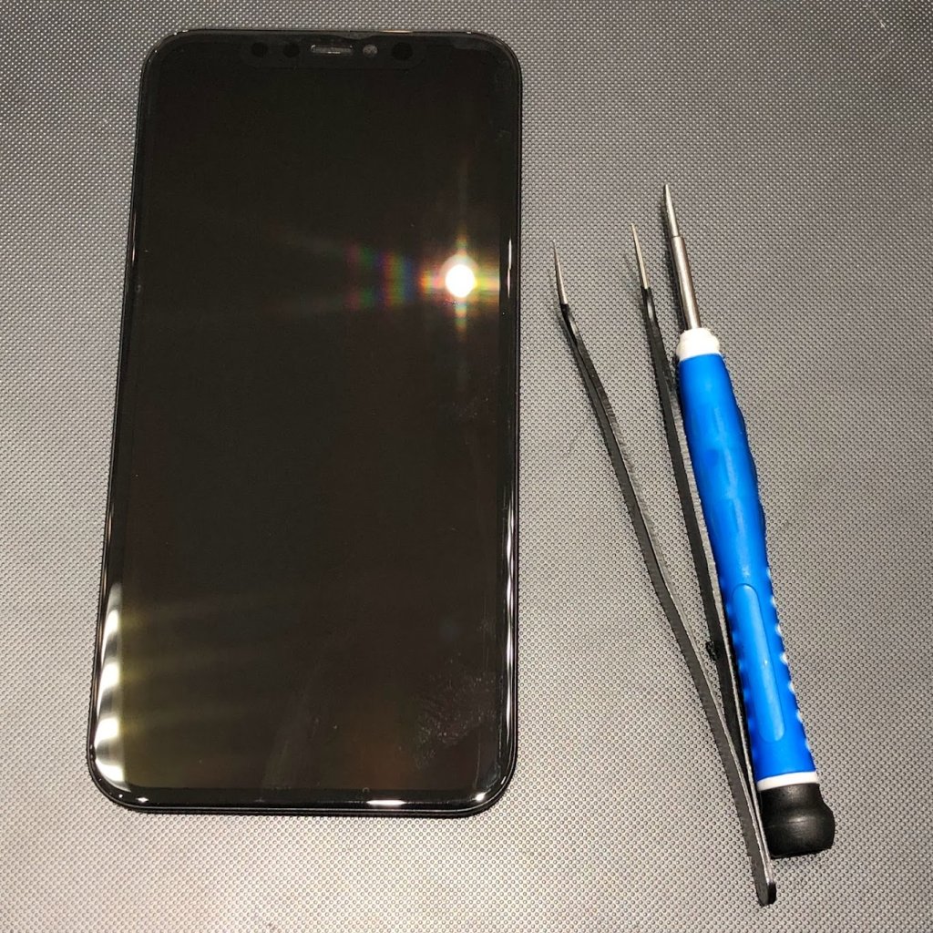 iPhone11 フロントパネル交換