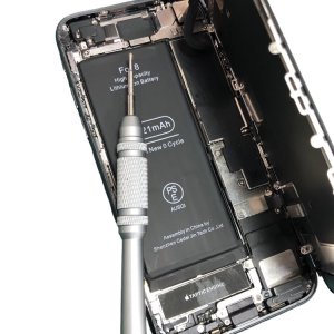 iPhone8　バッテリー交換