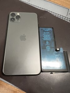 iPhone11 バッテリー交換