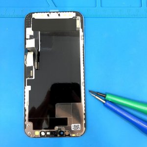 iPhone12 液晶交換
