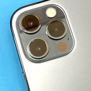 iPhone13Pro アウトカメラ交換