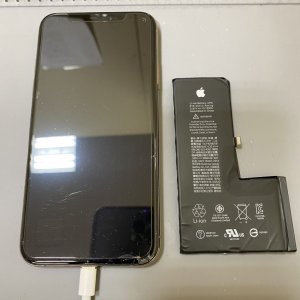 iPhoneXS　バッテリー交換