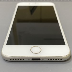 iPhone8　ライトニング清掃