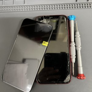 iPhone11 パネル交換 即日修理