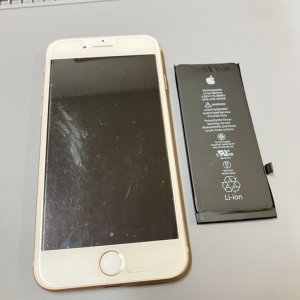 iPhone8 バッテリー交換